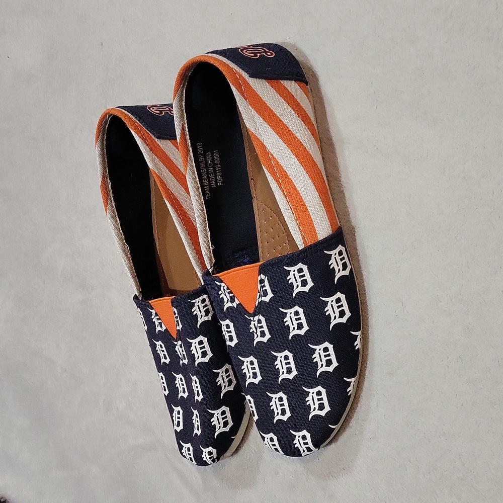 Detroit Tigers Canvas Shoes